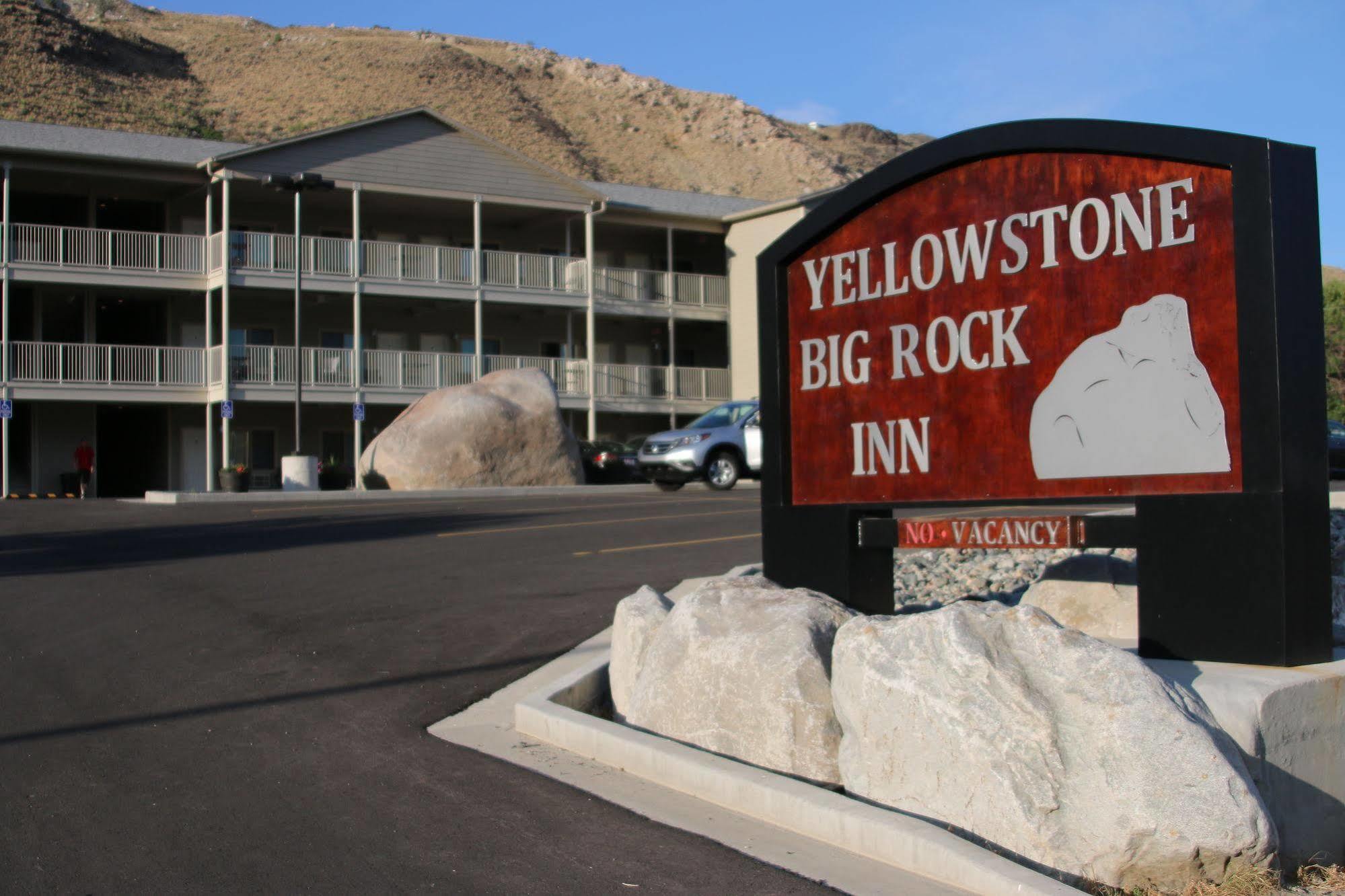 Yellowstone Big Rock Inn Gardiner Exterior foto